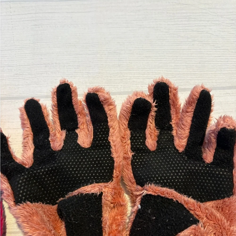 The North Face Vibrant Pink and Soft pink Fleece Gloves